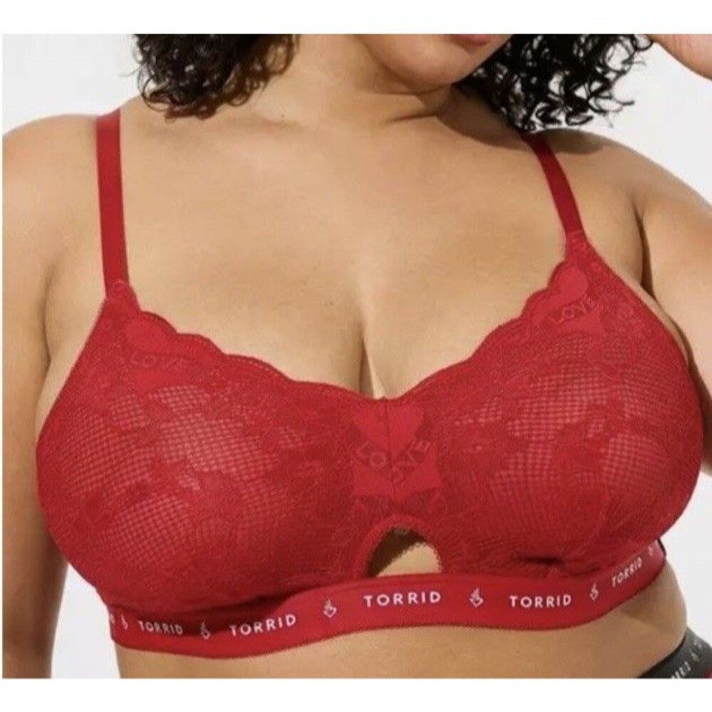 Size 00 Torrid Tattoo Lace Bralette With Keyhole Jester Red Wireless Sheer Sexy